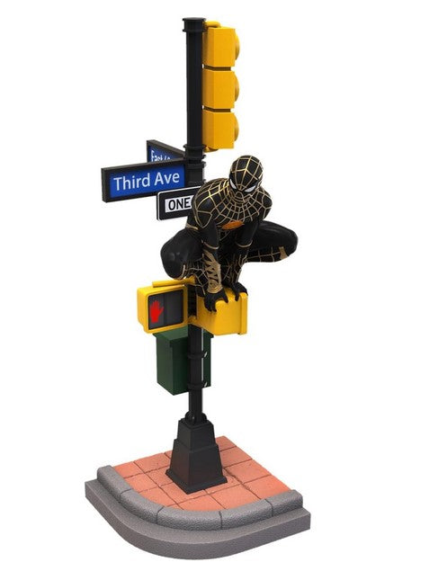 Spider-Man: No Way Home: Black & Gold DS-102 D-Stage Diorama Statue. Beast Kingdom
