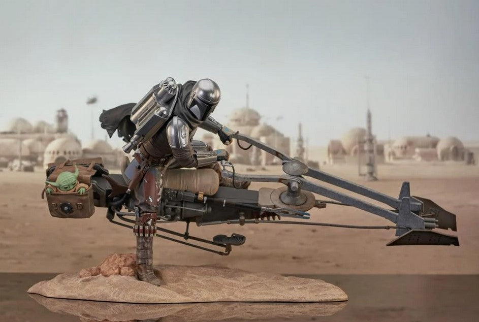 Star Wars Premier Collection: Mandalorian Din Djarin w/ Speeder Bike Statue