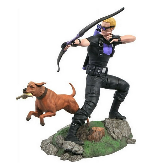 Marvel Gallery Hawkeye & Pizza Dog 9-Inch PVC Figure Statue Diamond Select